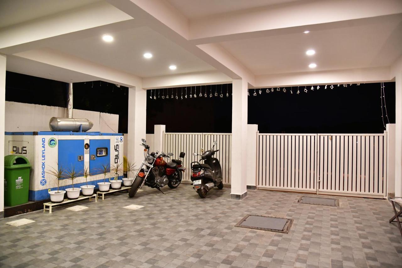 Xcel Luxury Hotel Apartments-Home Living Redefined マイソール エクステリア 写真