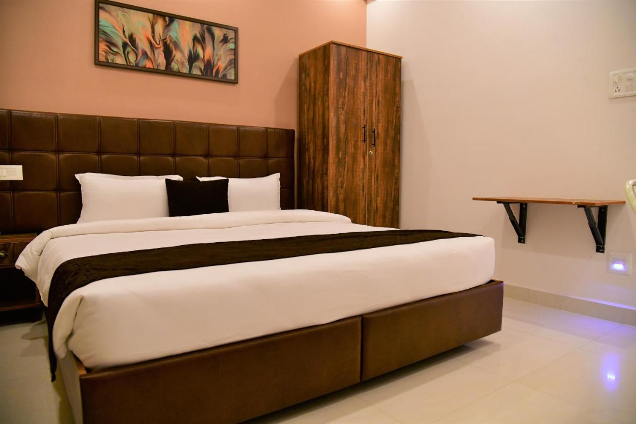 Xcel Luxury Hotel Apartments-Home Living Redefined マイソール エクステリア 写真